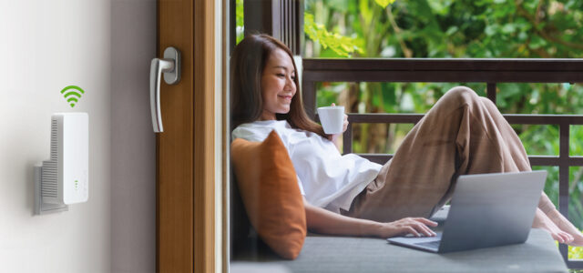 Mit devolo kommt das WLAN in den Garten